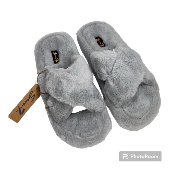 Seven7 Kiki Slate Gray Faux Fur Slides Slippers Size9 - Picture 1 of 13